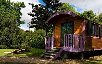 Hébergement insolite, les Roulottes de l'hotêl Quais des Pontis à Cognac