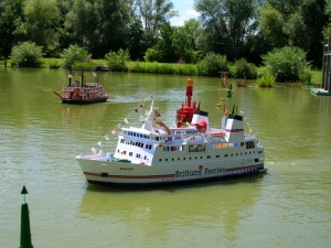 Les bateaux miniatures de st Savinien