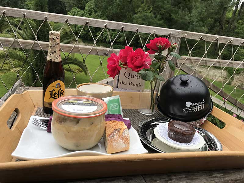 Petit déjeuner à l'hôtel Quai des Pontis à Cognac en Charente